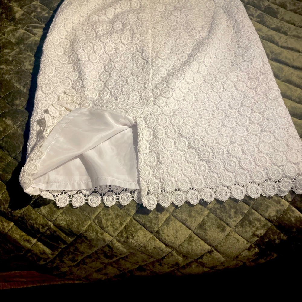 Lace overlay white skirt perfect for the bridal shower.
